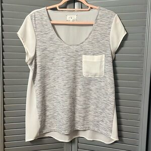 Lou & Grey Cream & Gray Mixed Media Top, Scoop Neck, Cap Sleeve, Relaxed Size S